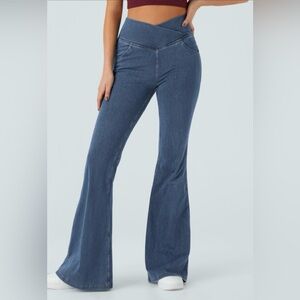 NWT Halara Flex High-Waisted Crossover Pocket Washer Denim Jeans